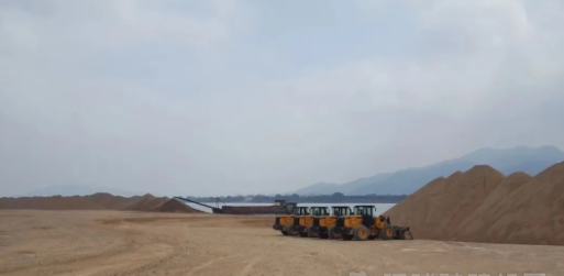 <b>砂石采區(qū)動(dòng)工129個(gè),開工率達(dá)46.75%,出產(chǎn)量做到17萬噸級/天!</b>