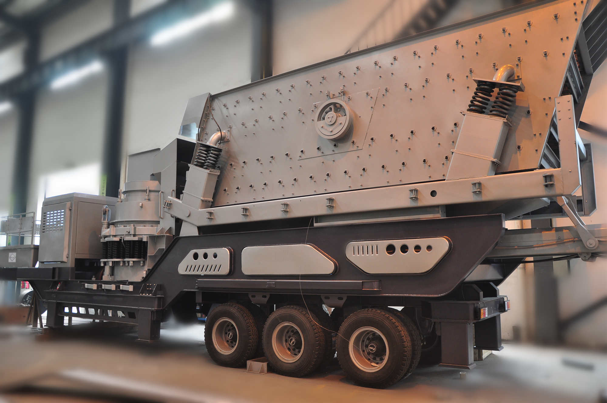 圓錐式移動破碎站